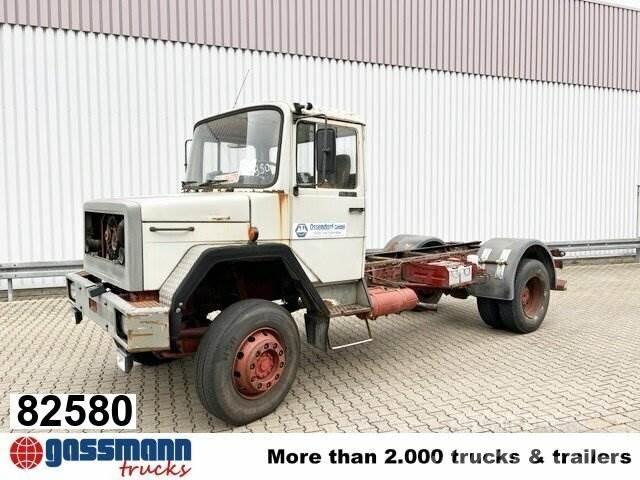 Iveco 150-16 4x2 새시 운전실 트럭