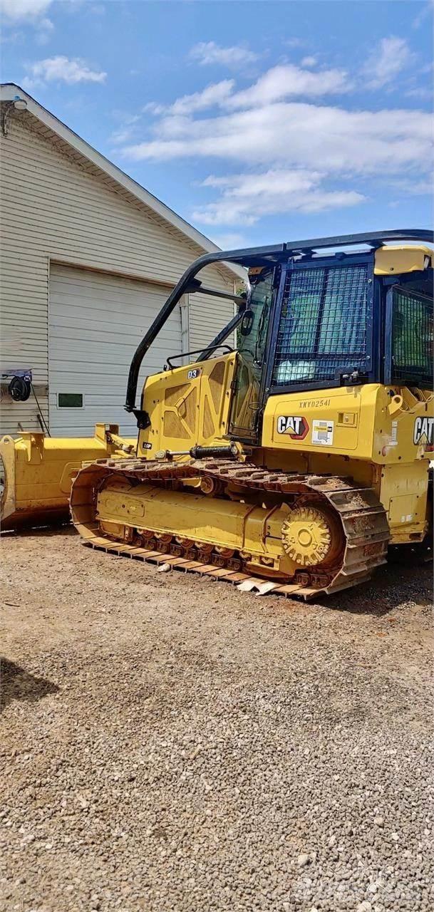 CAT D3 LGP 크롤러 도저