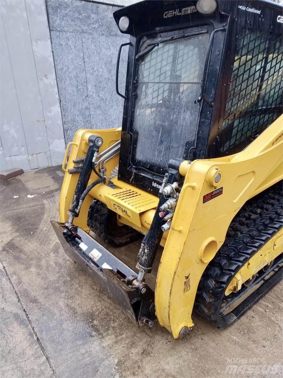 Gehl VT320  스키드로더