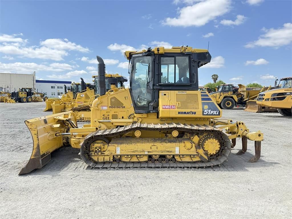 Komatsu D51PXi-24 크롤러 도저