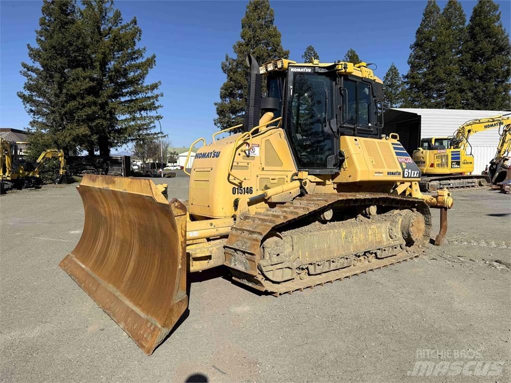 Komatsu D61EXi-24 크롤러 도저