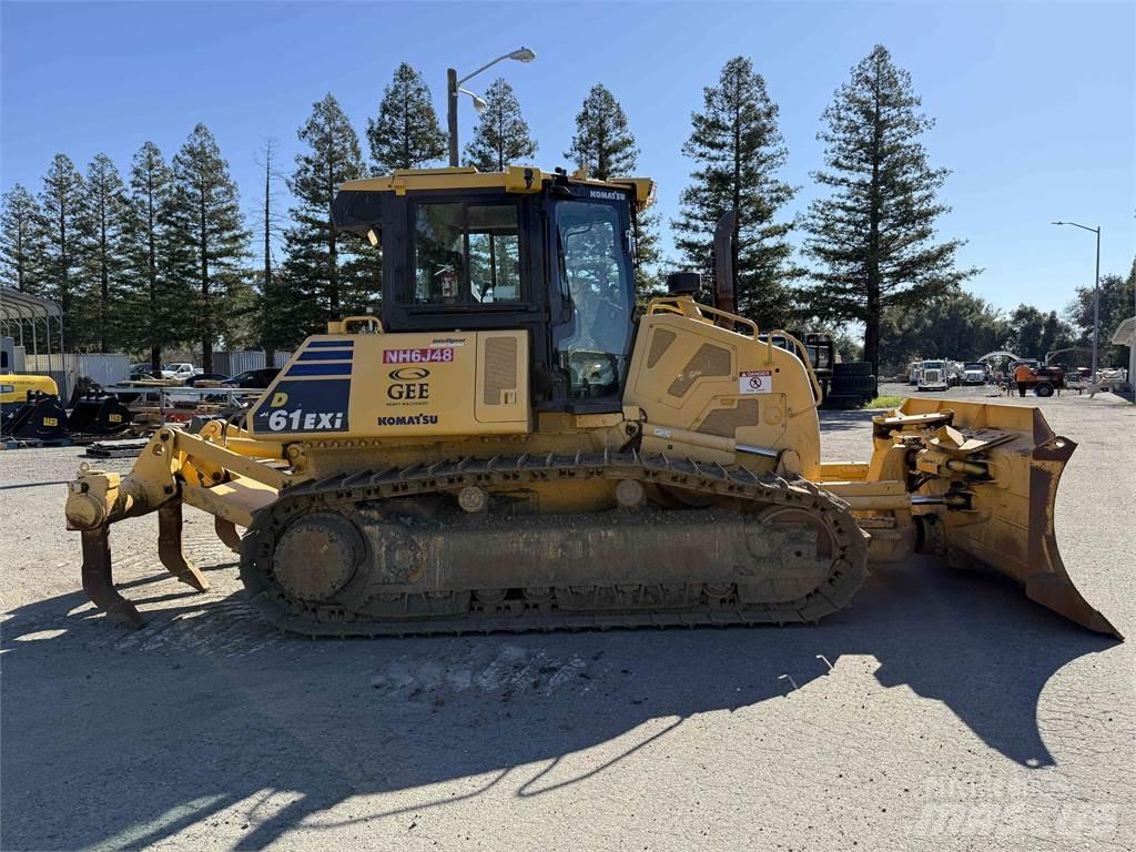 Komatsu D61EXi-24 크롤러 도저