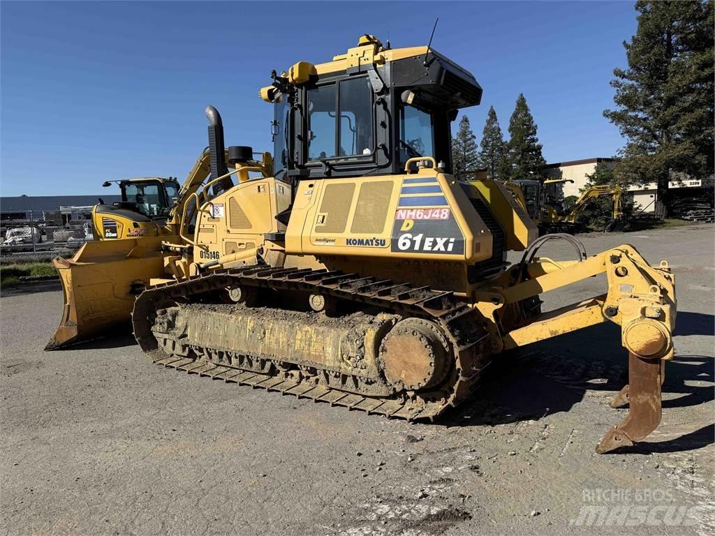 Komatsu D61EXi-24 크롤러 도저