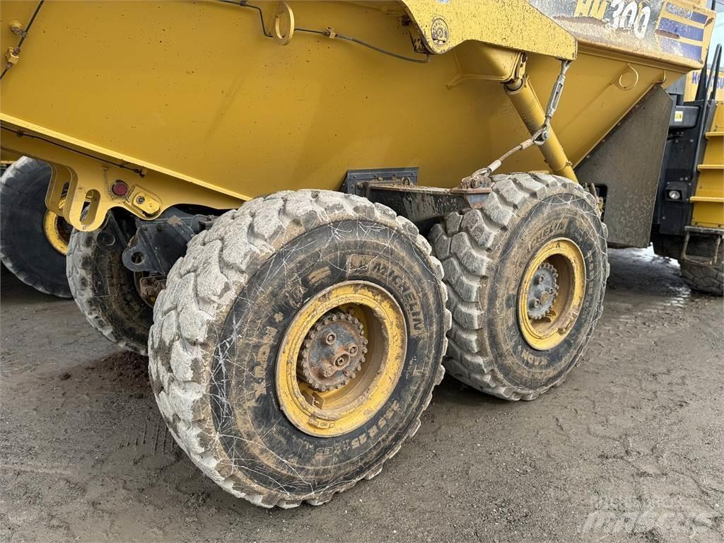 Komatsu HM300-5 연결식 홀러