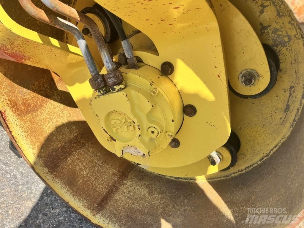 Bomag BW 120 AD-4 트윈 드럼 롤러