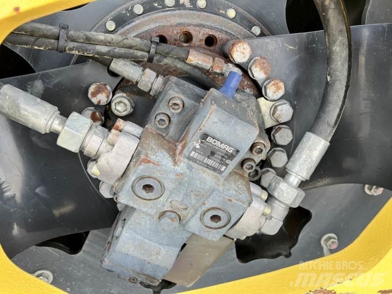 Bomag BW 213 PDH-5 싱글 드럼 롤러
