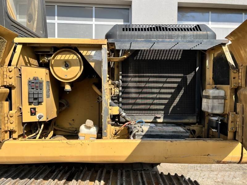 CAT 322 L 파쇄용 굴삭기