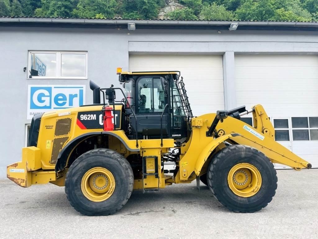 CAT 962M  휠로우더