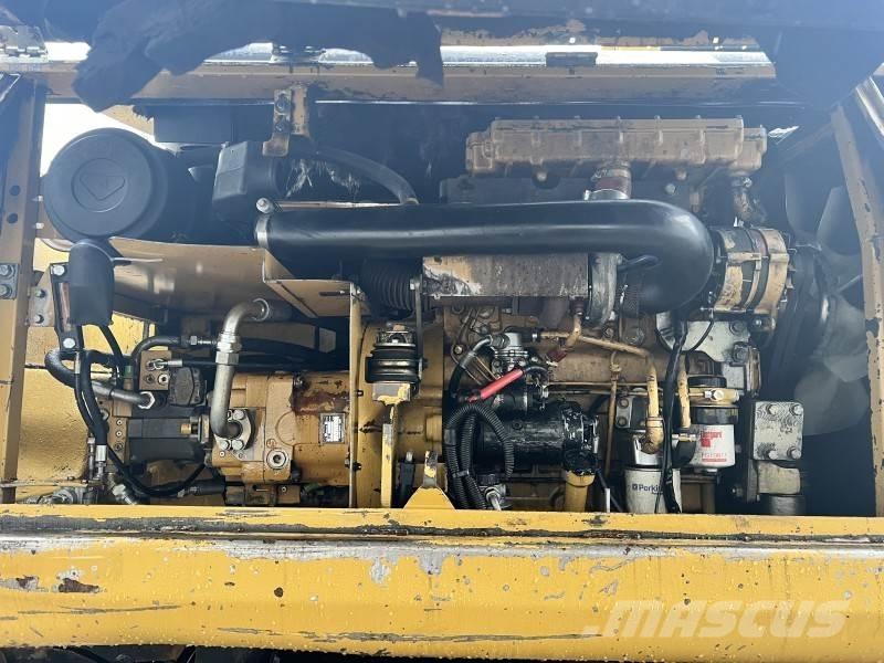 CAT M 315  휠 굴삭기