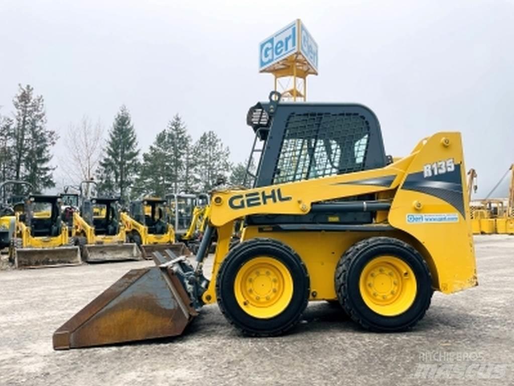 Gehl R135  스키드로더