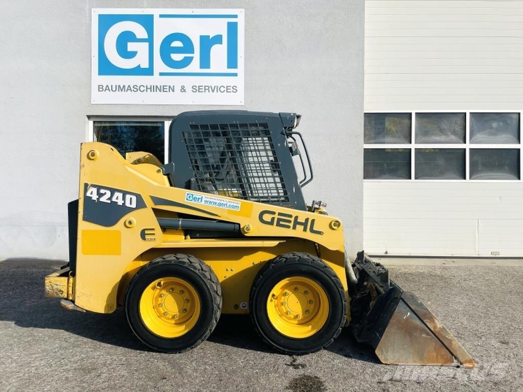 Gehl SL4240  스키드로더