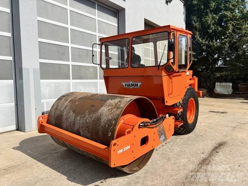 Hamm HW 2304 싱글 드럼 롤러