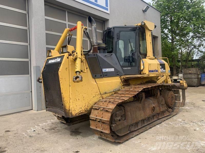 Komatsu D 65 EX-15 크롤러 도저