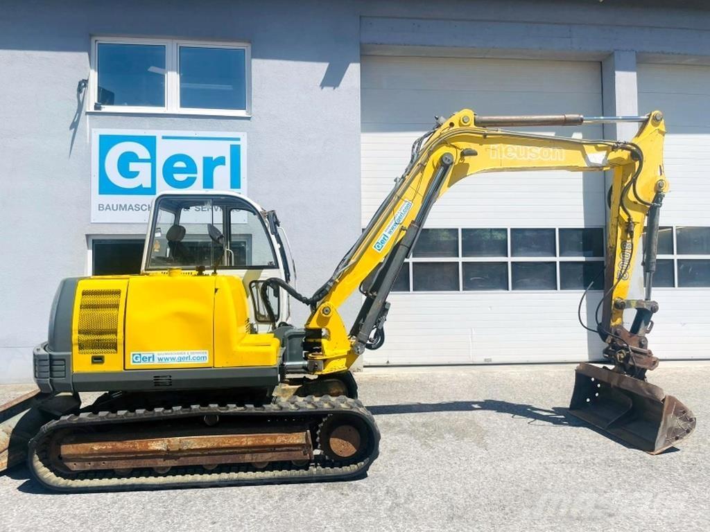 Neuson 8002 RDV 소형 굴삭기 7톤 미만