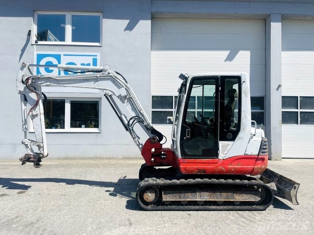 Takeuchi TB250 소형 굴삭기 7톤 미만