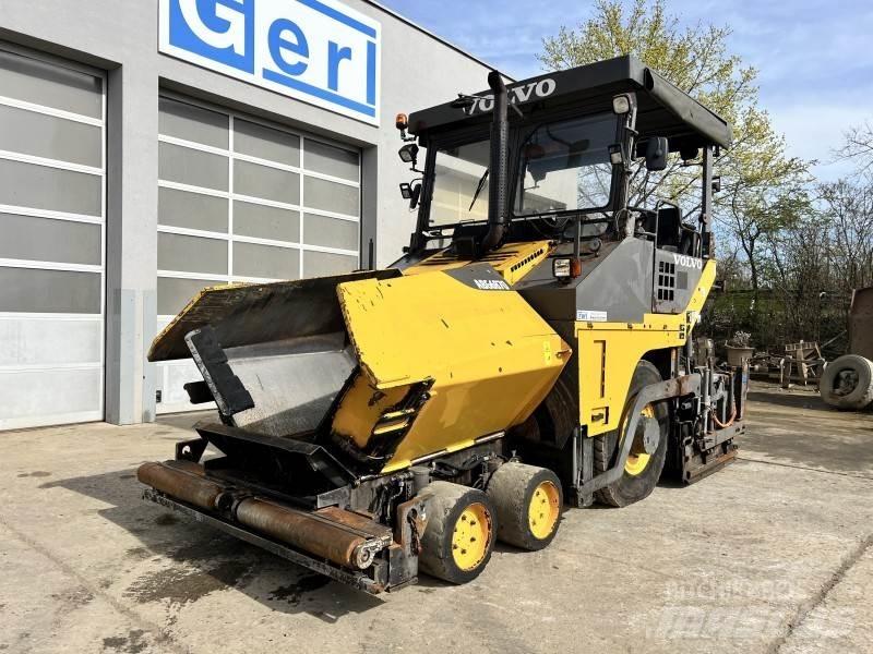  Volvo-ABG 6870 아스팔트 포장장비