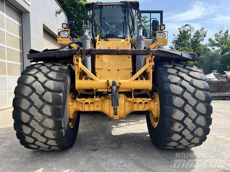 Volvo L 180 G HL  휠로우더