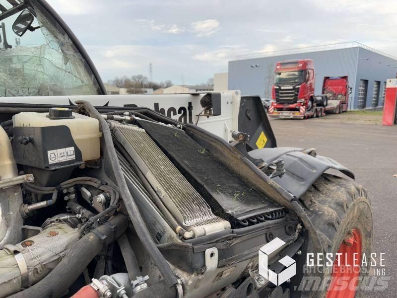 Bobcat TL38.70 리치 트럭