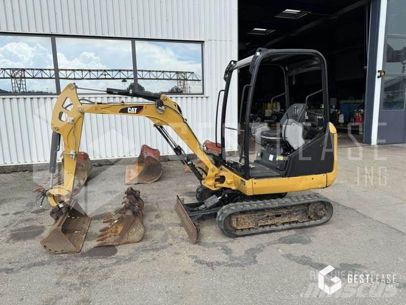 CAT 301.7D 소형 굴삭기 7톤 미만