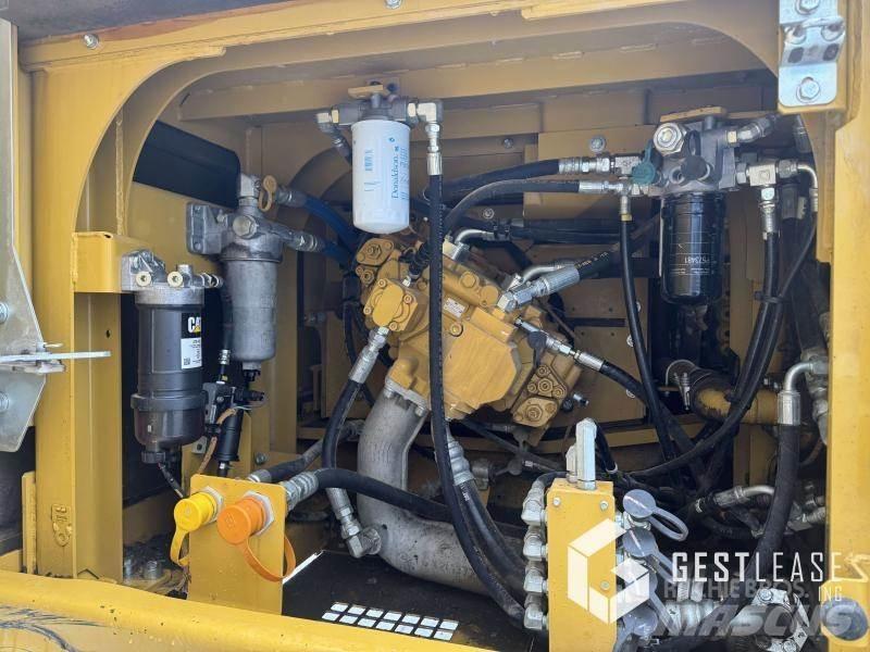 CAT 330FLN 대형 굴삭기 29톤 이상