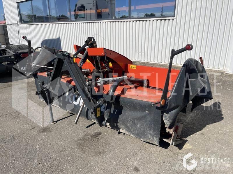 Kubota DM4032 제초기