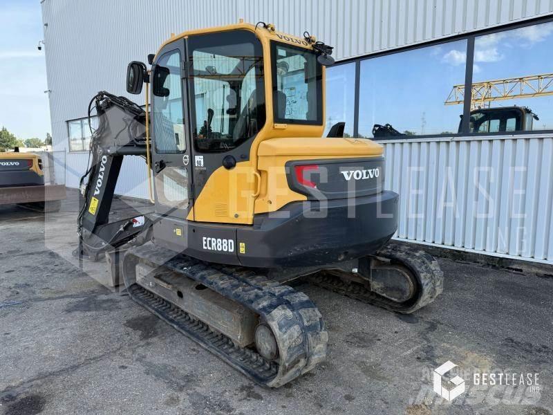 Volvo ECR88D 대형 굴삭기 29톤 이상