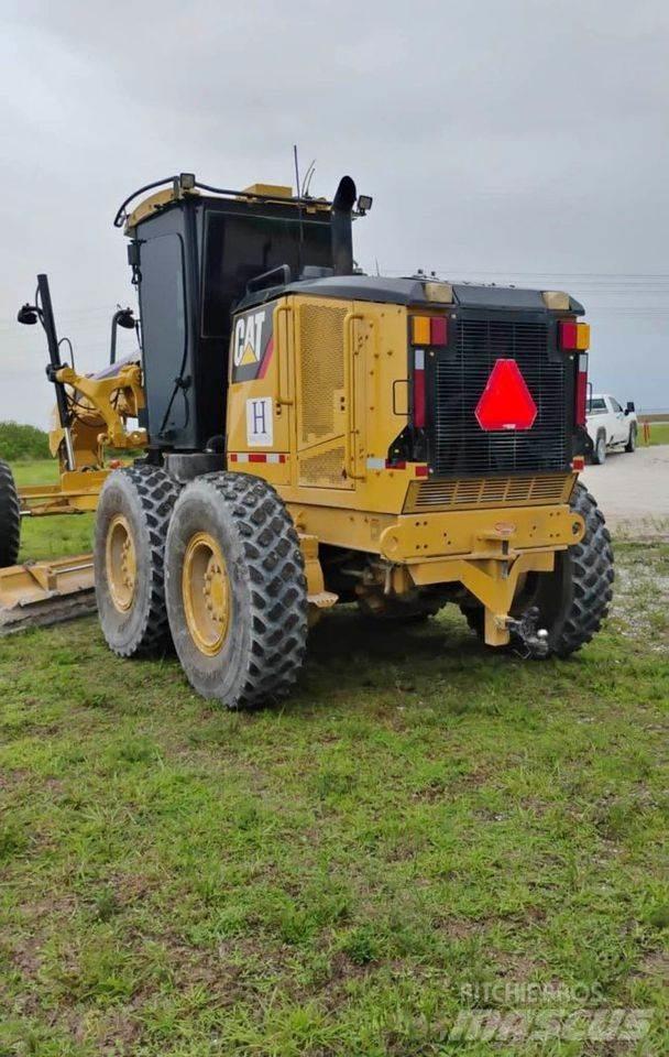 CAT 140M 크롤러 도저
