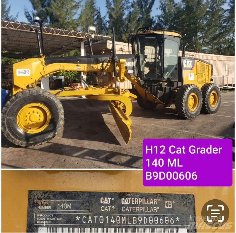 CAT 140M 크롤러 도저