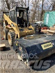 CAT 262B  스키드로더