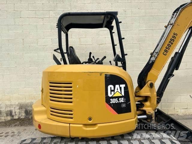 CAT 303.5E2 소형 굴삭기 7톤 미만