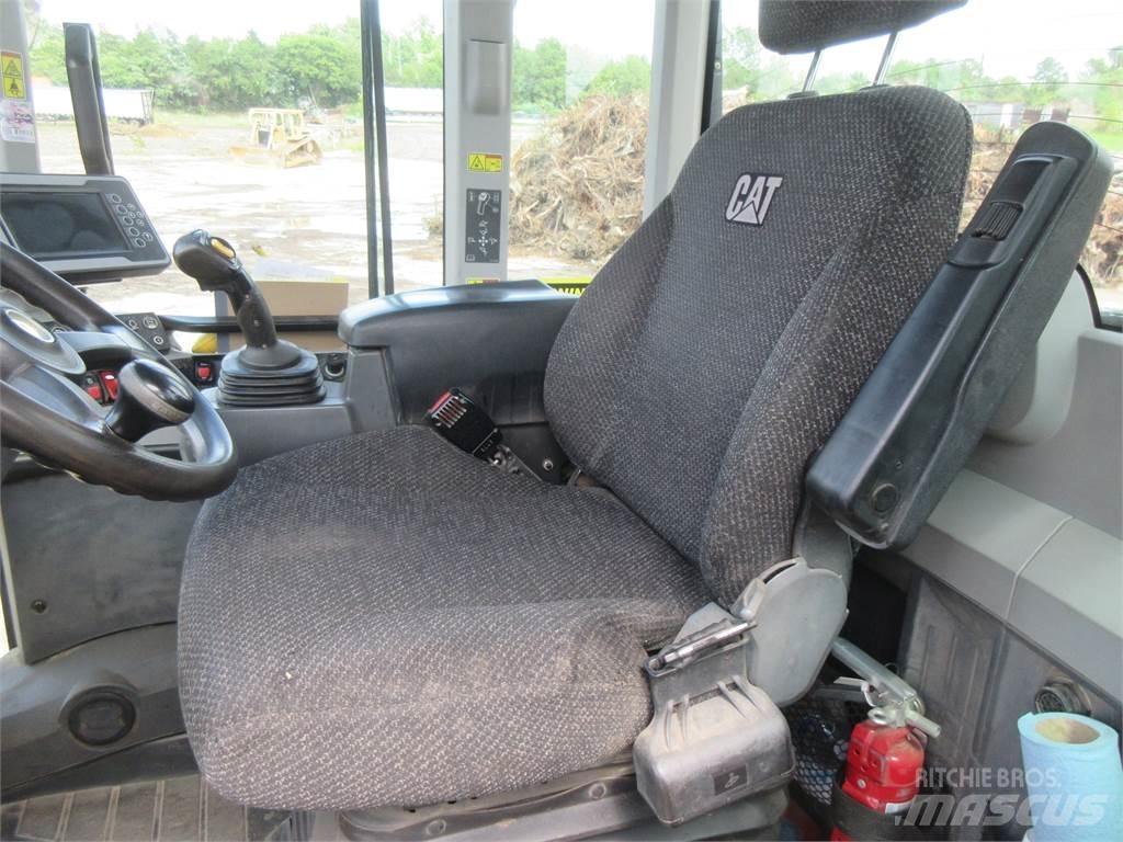 CAT 938M  휠로우더