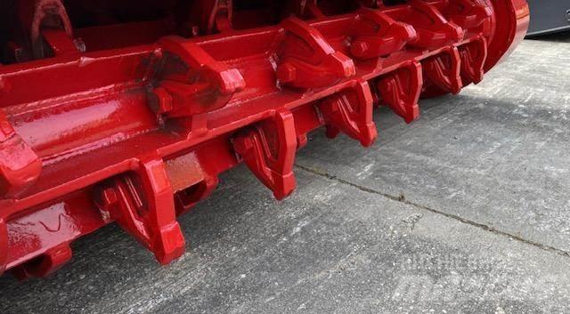Fecon FTX148L  스키드로더