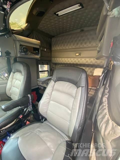Kenworth W900L 건설 장비 - 기타
