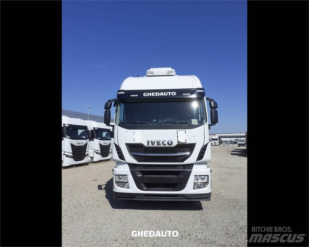 Iveco AS260S48Y 탑차 트럭