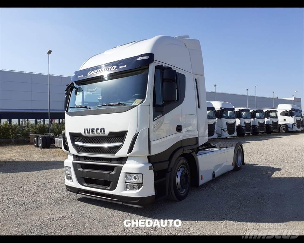 Iveco AS440S48 탑차 트럭