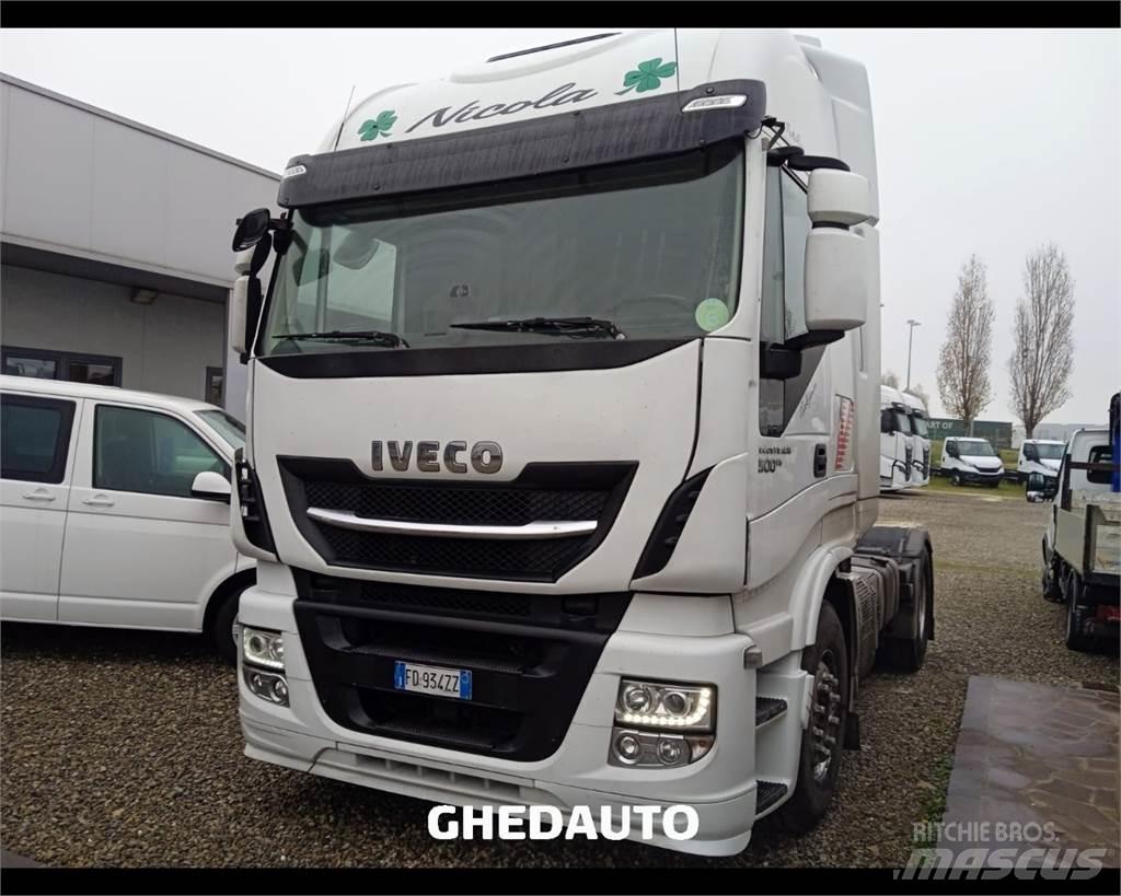 Iveco AS440ST/P 탑차 트럭