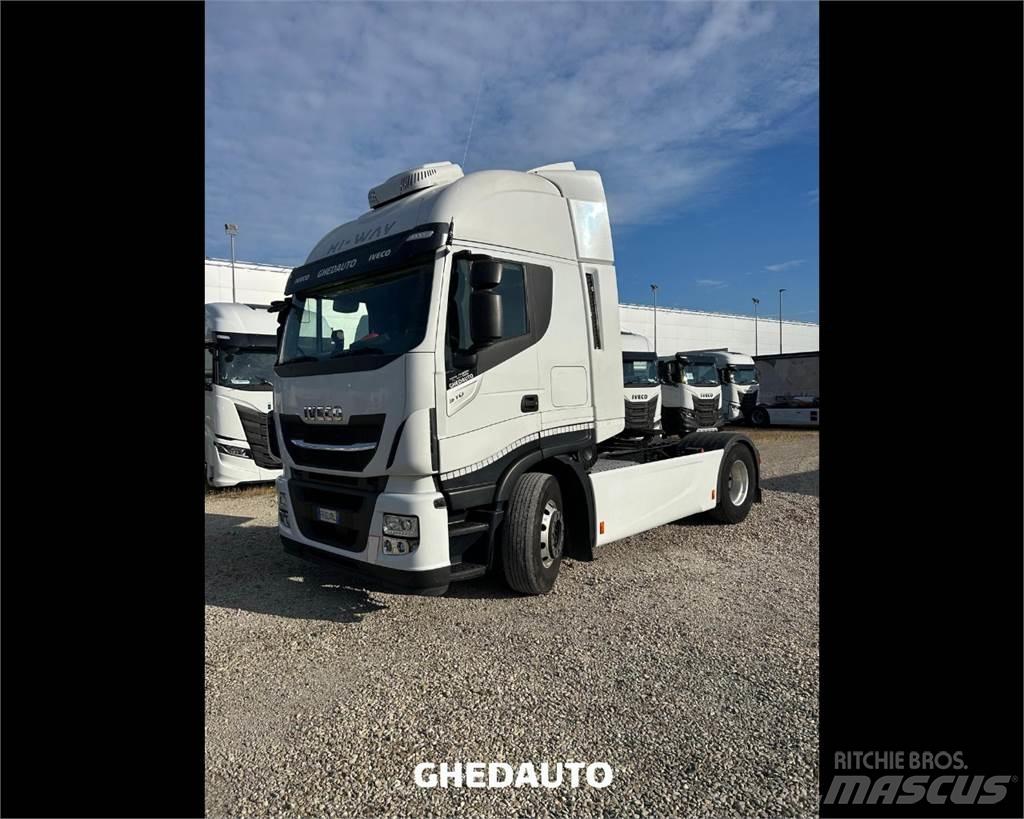 Iveco AS440ST/P 탑차 트럭