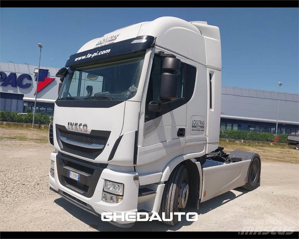 Iveco AS440ST/P 탑차 트럭