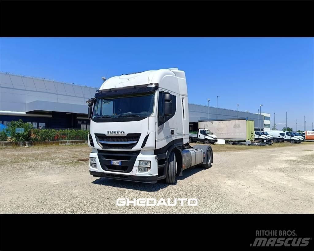 Iveco AS440ST/P 탑차 트럭