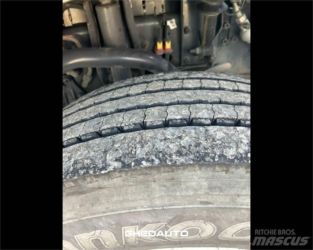 Volvo TRUCKS VOLVO 탑차 트럭