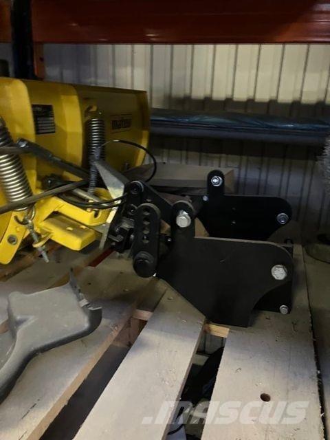 John Deere  제설 블레이드 및 제설기