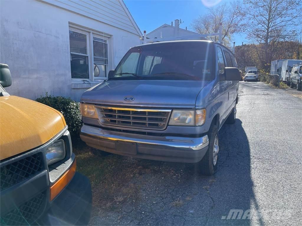 Ford E-250 패널 화물차
