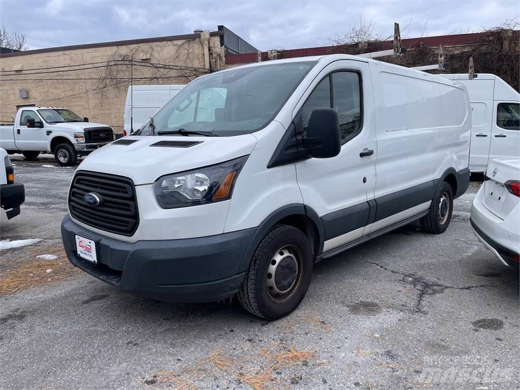Ford Transit 패널 화물차