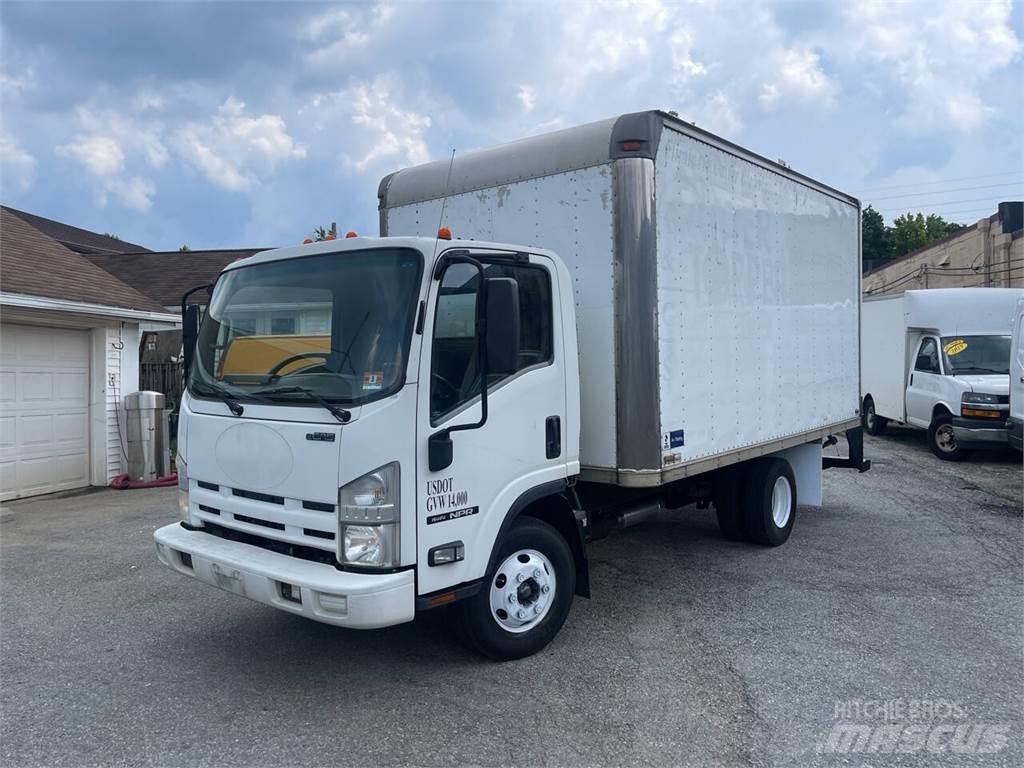 Isuzu NPR 탑차 트럭