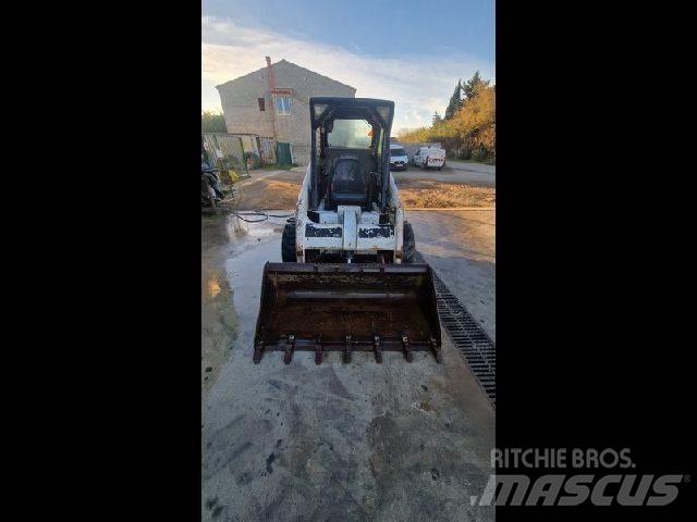 Bobcat S130 자재 장비 - 기타