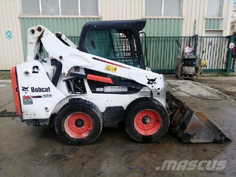 Bobcat S590  휠로우더