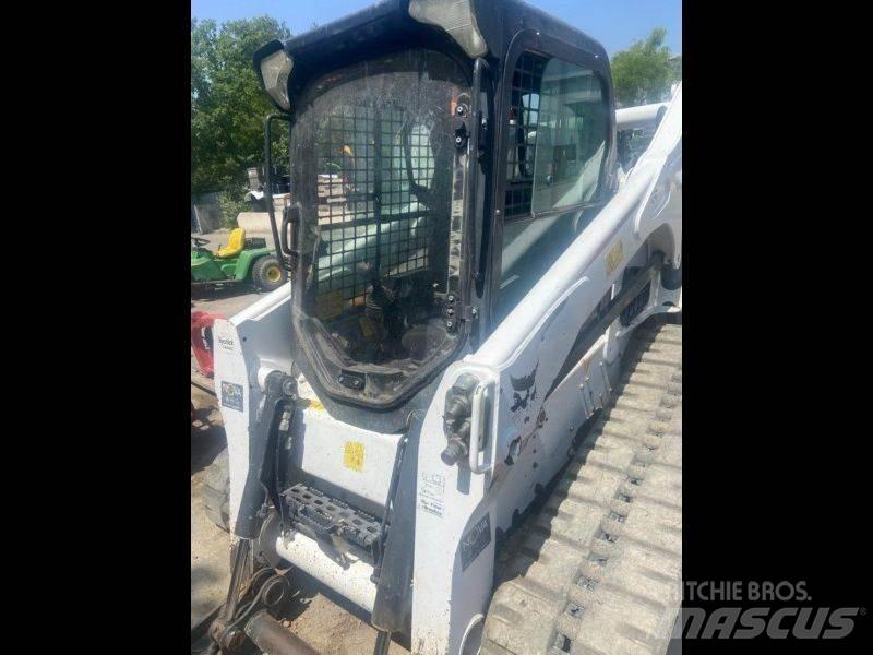 Bobcat T770  휠로우더