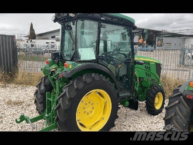 John Deere 5090GV 트랙터