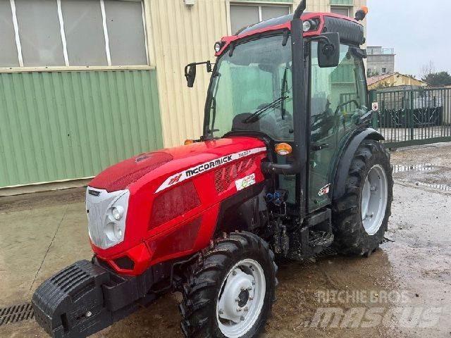 McCormick X4.50F 트랙터