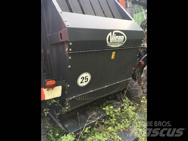 Vicon RV 157 원형 곤포기